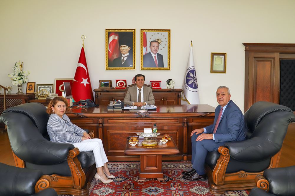 Göle Belediye Başkanı Gökhan Budak’tan Rektörümüze Nezaket Ziyareti