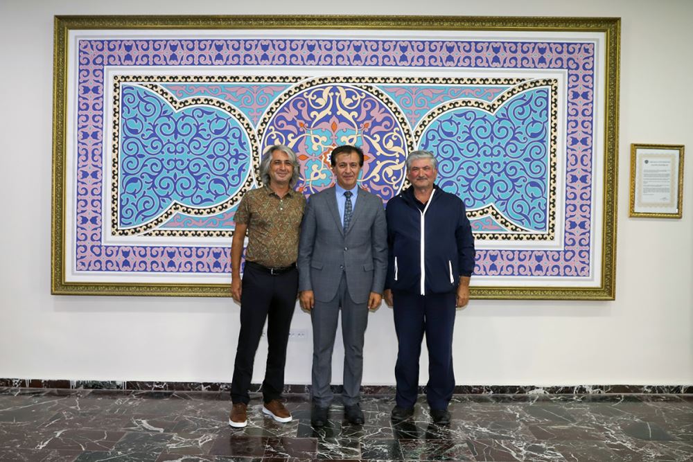 Rektörümüzden Emekli Polis Memuru Zafer Aktaş ve Şube Müdürü Alaattin Ballı’ya Nezaket Kabulü