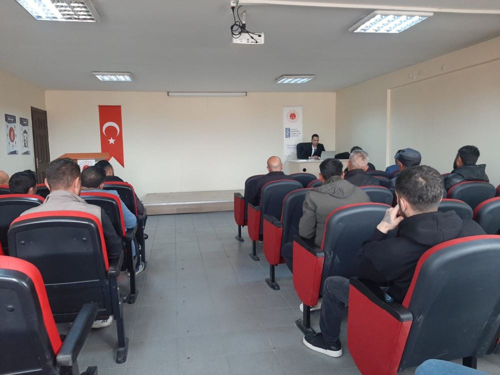 Ardahan’da Cumhuriyet Bayramı Semineri: Toplumla Uyum İçin Anlamlı İş Birliği