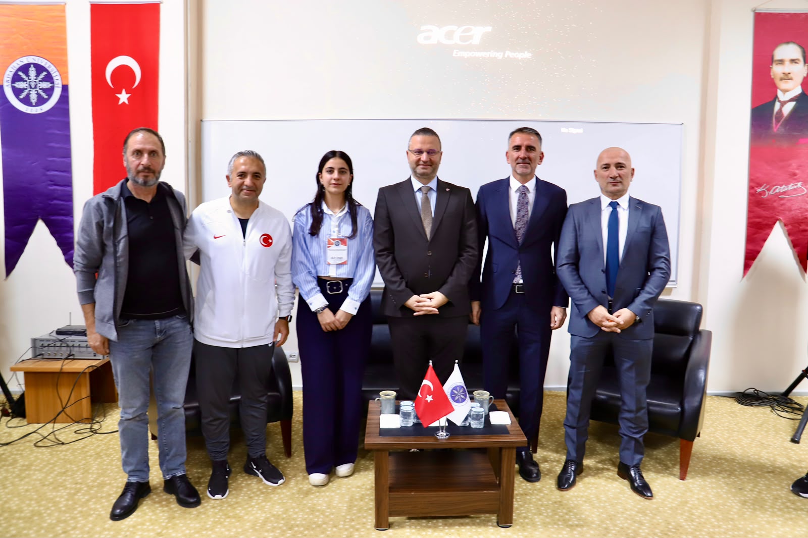 Ardahan Üniversitesinde “Türkiye Futbol Federasyonu ve Antrenörlük Eğitimleri” Konuşuldu