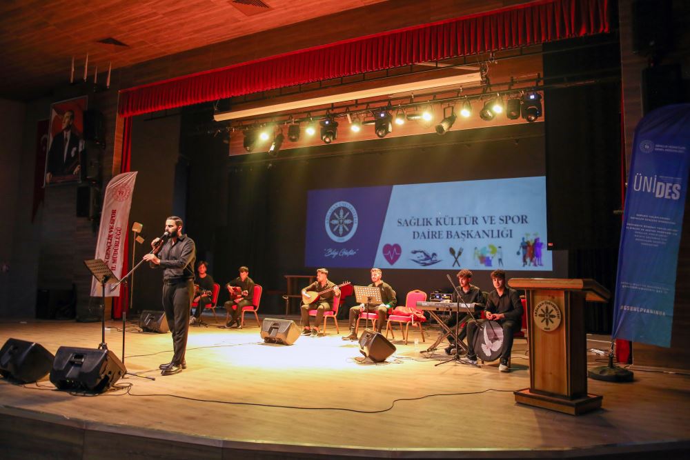 1. Youth Concert Collected Big Like
