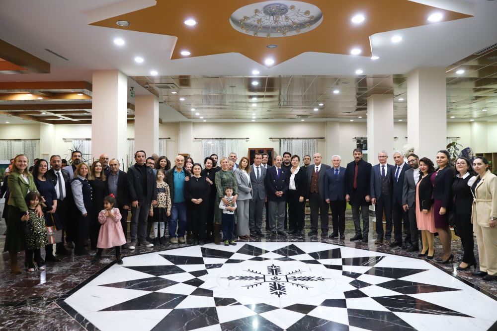 Dünya Tıp Literatürüne Geçen Yöntemin Mimarı Prof. Dr. Mehmet Özkan’ın Emekliliği Onuruna Yemek Düzenlendi