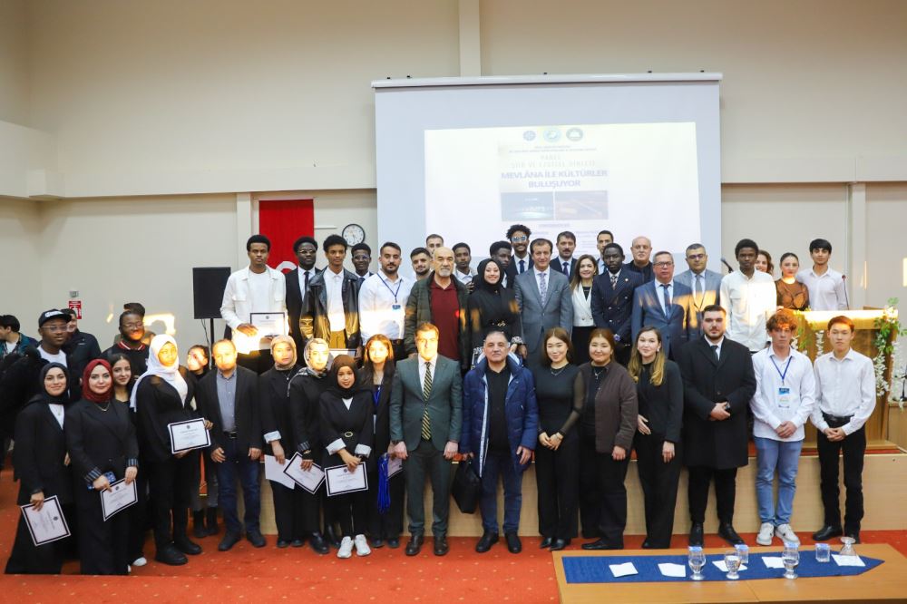 Üniversitemizde Mevlâna Paneli: Evrensel Çağrı Çok Dilli Sahnelendi