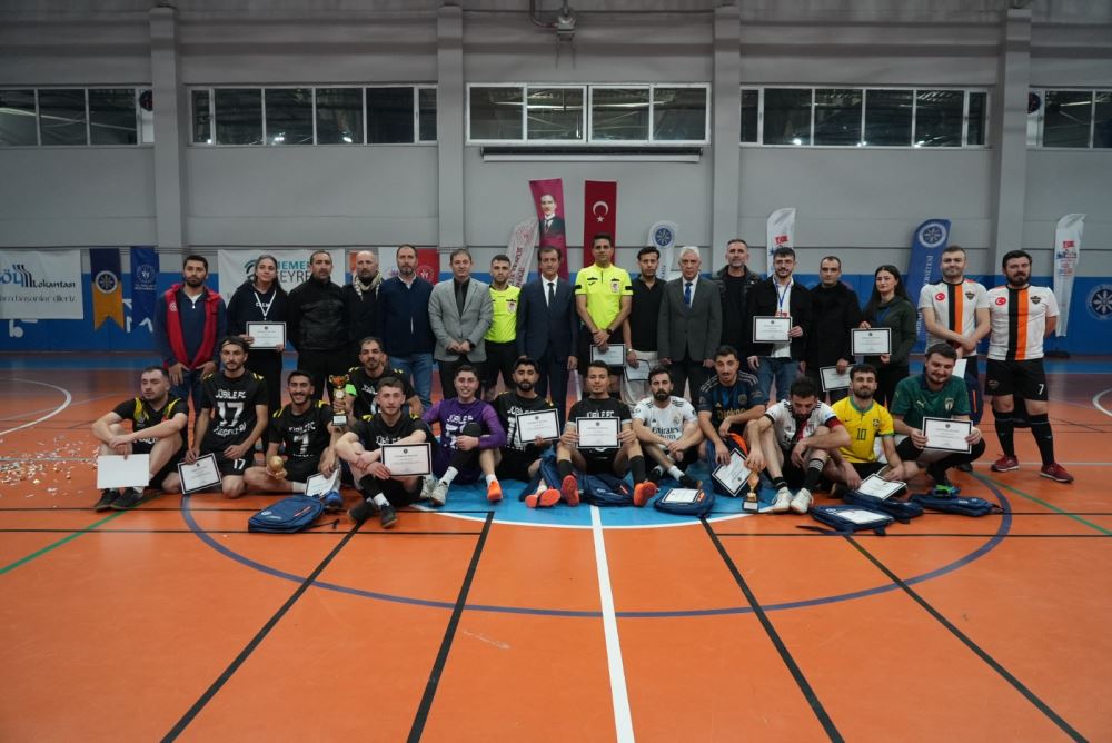 Üniversitemizde Futsal Turnuvası Tamamlandı