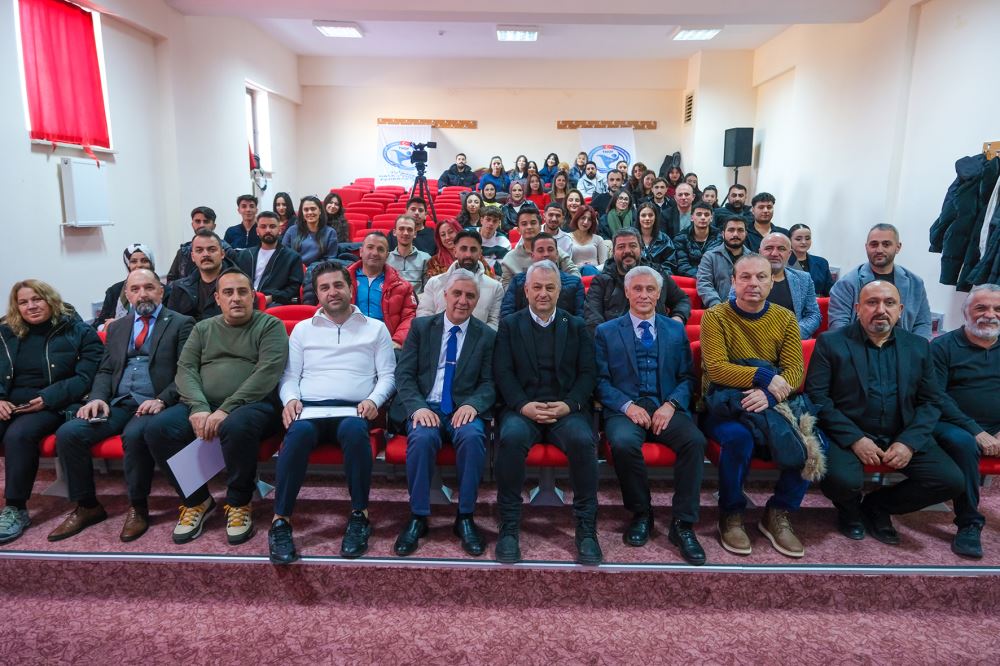 Üniversitemizde “Halk Oyunları Üzerine Güncel Konular” Paneli Düzenlendi