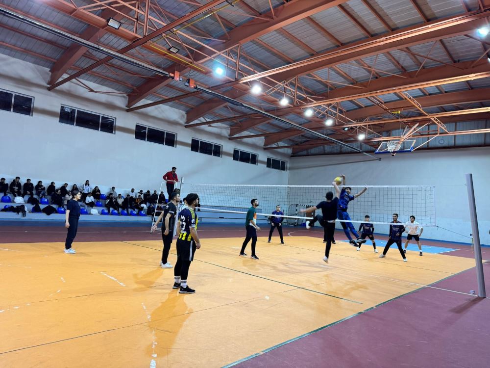 Nihat Delibalta Göle MYO’da Birimler Arası Voleybol Turnuvası Yapıldı
