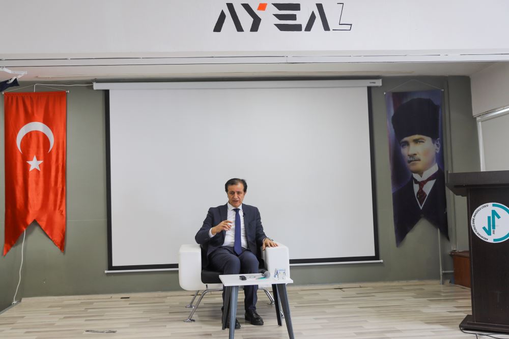 Üniversitemiz ile İl Millî Eğitim Müdürlüğü İş Birliği Çerçevesinde Rektörümüzden Gençlere Akademik ve Değer Temelli Mesajlar