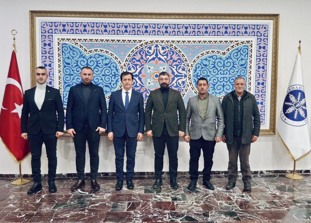 Ardahan Damızlık Sığır Yetiştiricileri Birliği Başkanı Özgür Sarıkaya Rektörümüzü Ziyaret Etti