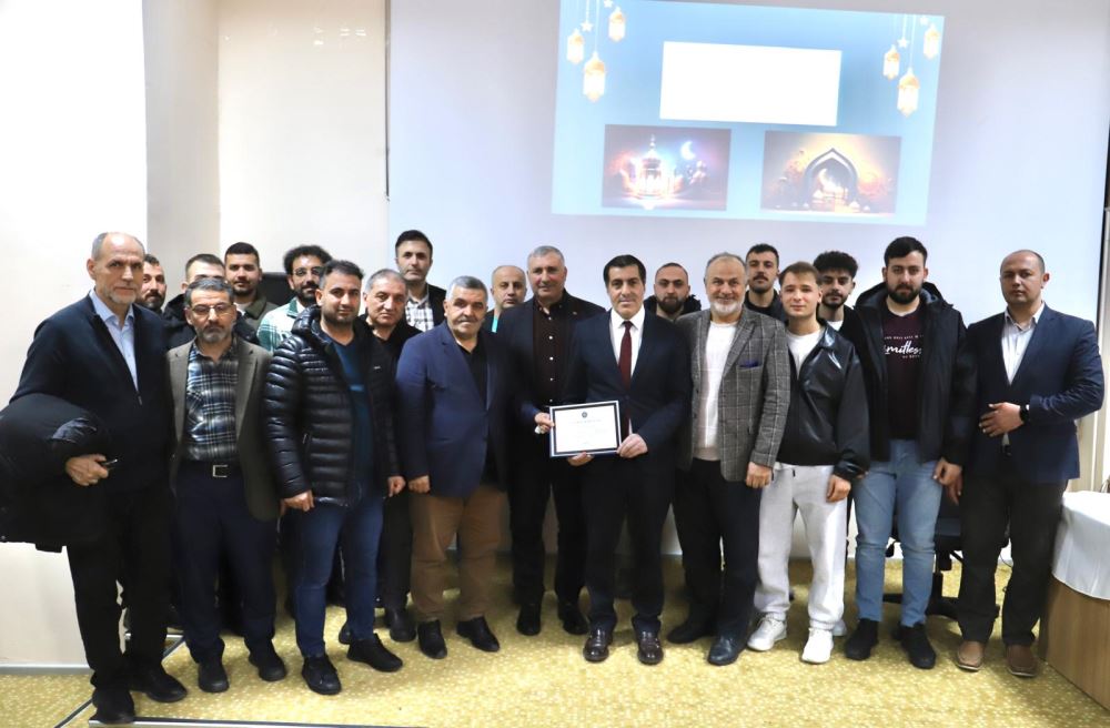 ARÜ’de "Ramazan Ayının İslam Toplumuna Manevi Katkıları" Konferansı Düzenlendi