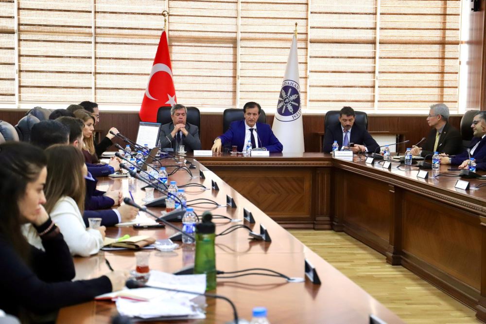 Üniversitemiz Kalite Komisyonu, Rektörümüz Prof. Dr. Öztürk Emiroğlu Başkanlığında Toplandı