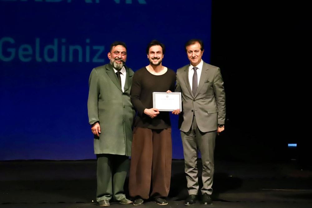 Üniversitemizde Mehmet Akif Ersoy’un Eserinden Uyarlanan "Firavunla Yüzyüze" Tiyatro Oyunu Sahnelendi