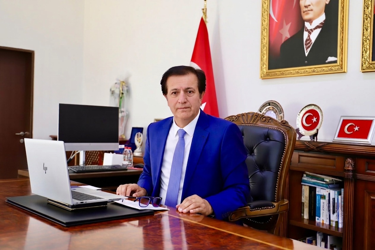 Rektörümüz Prof. Dr. Öztürk Emiroğlu'nun TVNET Tercih Rehberi programındaki röportajı.